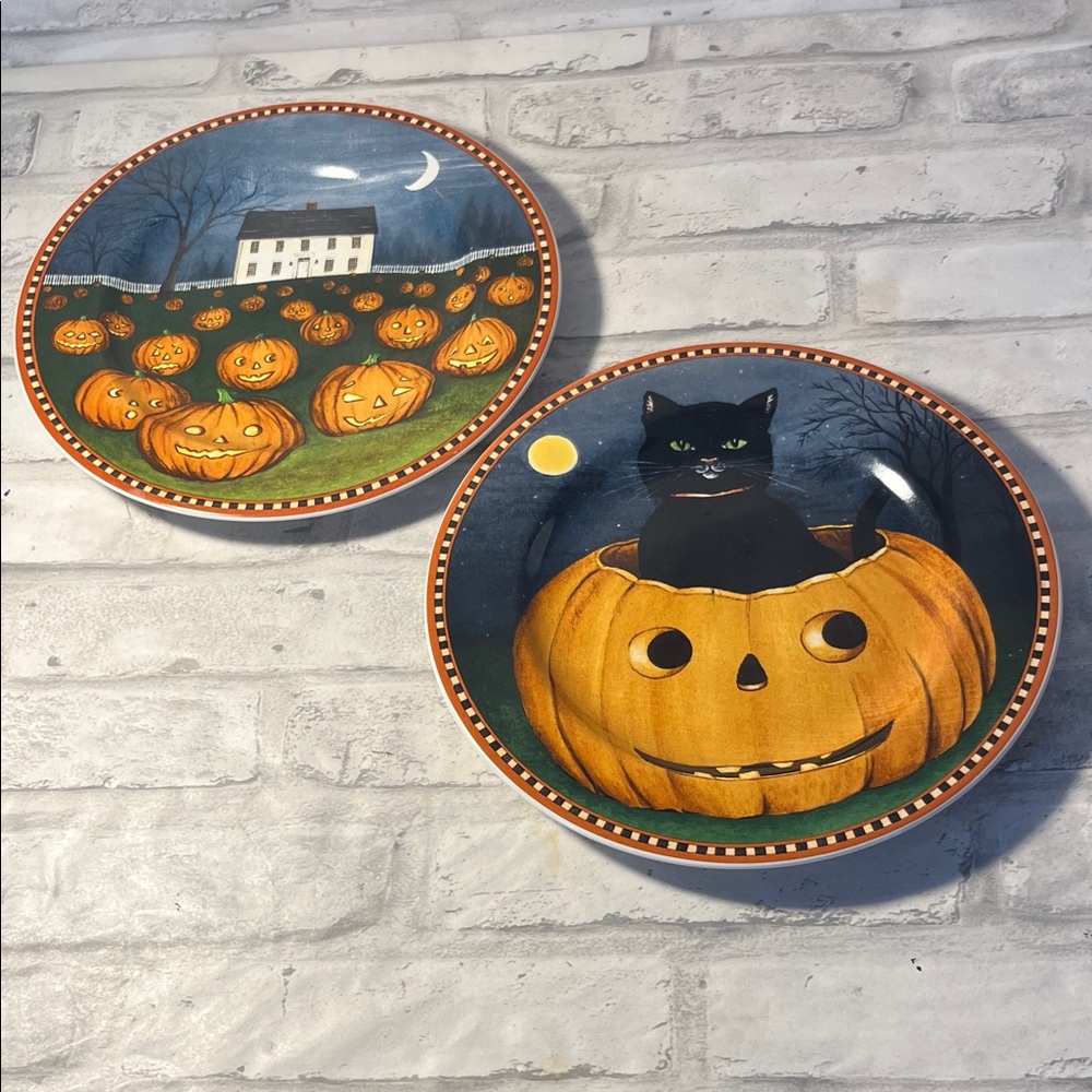 David Carter Brown pumpkin Hollow set of 2 Pumpkin Plates Halloween black cat